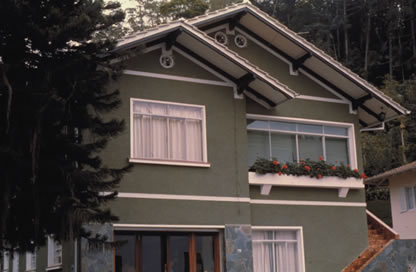 Slide Picture - Go to the link on this page entitled Read in English for a detailed description