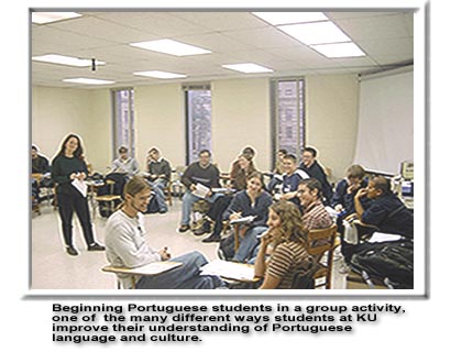 picture of a Brazilian Portuguese class at K.U.. depicting beginning Portuguese students in a group activity, one of the many different ways students  at K.U. improve their understanding of Portuguese language and culture.